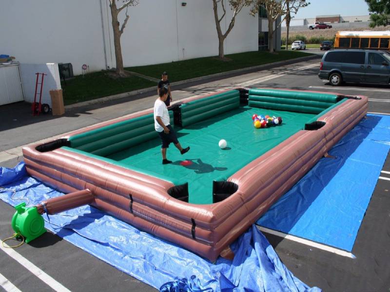 Inflatable Human Kick Billiards Pitch